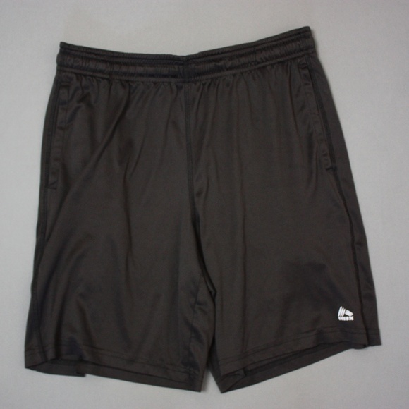 Basketball shorts - Picture 1 of 2